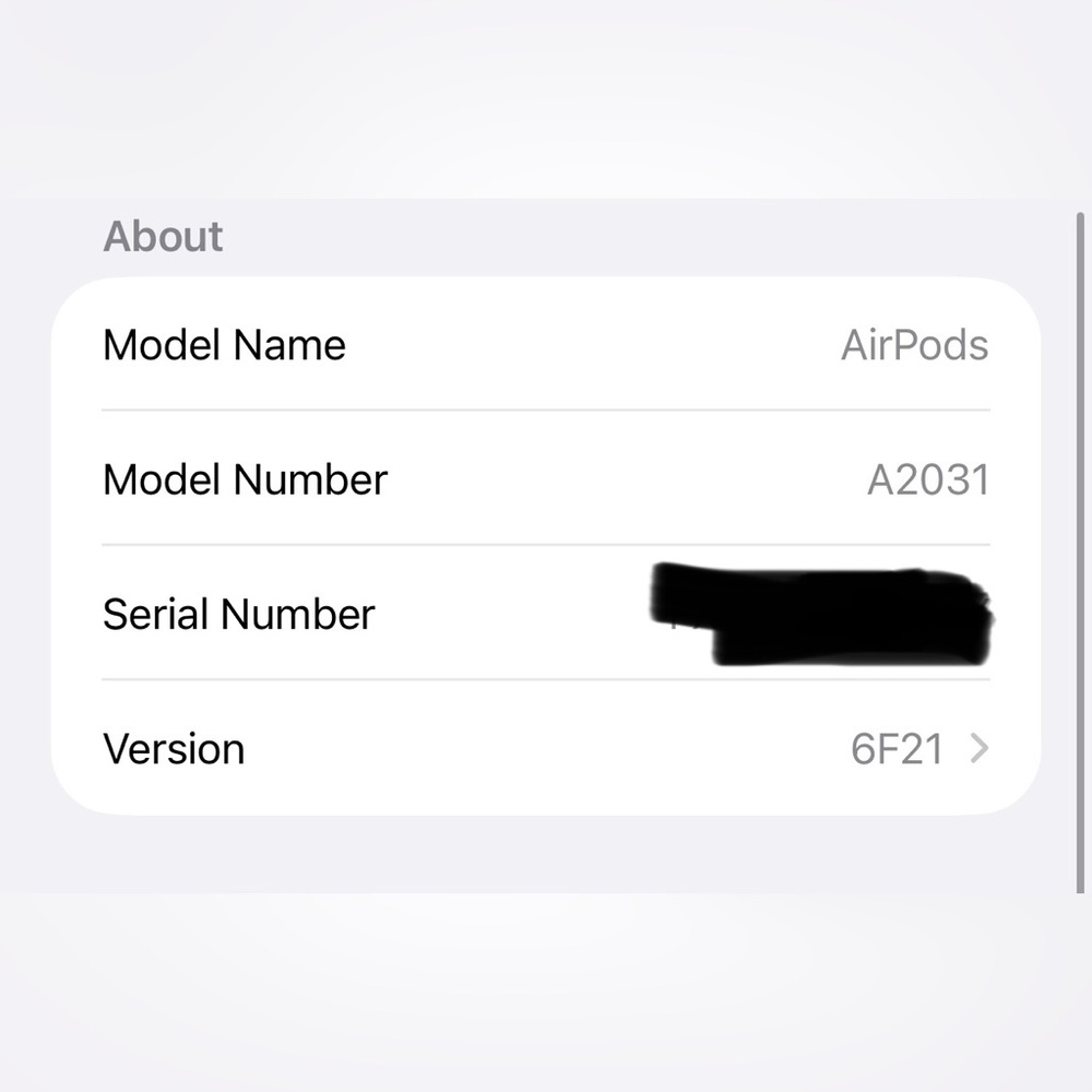 Airpods - Picture 5 of 5